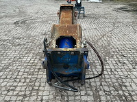 Frd / furukawa betonvergruizer - afbeelding 15 van  16