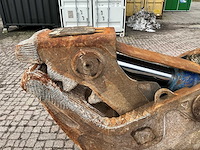 Frd / furukawa betonvergruizer - afbeelding 1 van  4