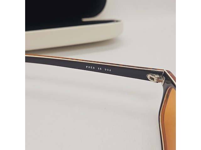 Fred paris bril met marc jacobs case - afbeelding 8 van  9