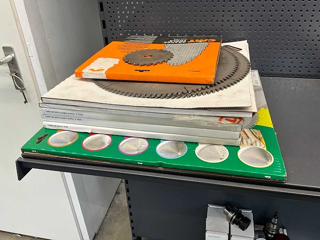 Frees- draai- en zaaggereedschappen - afbeelding 3 van  19