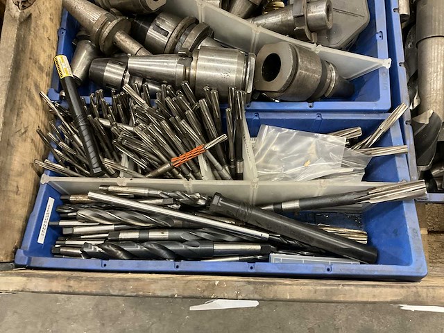 Frees en boorgereedschap - afbeelding 3 van  9