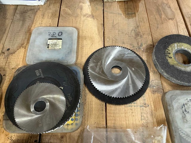 Frees en zaagbladen - afbeelding 3 van  6