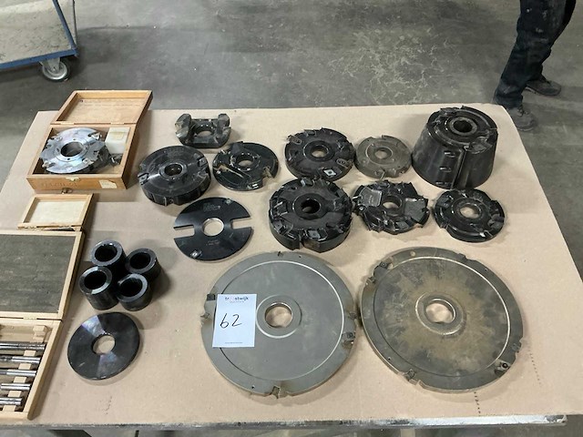 Freesgereedschap (13x) - afbeelding 1 van  19