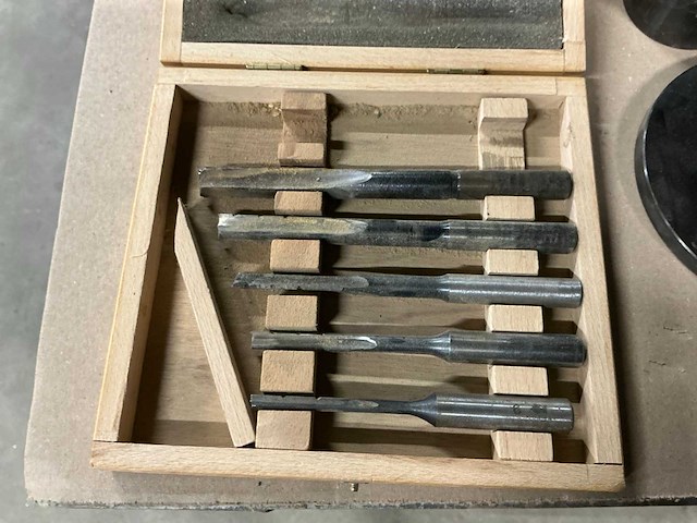 Freesgereedschap (13x) - afbeelding 9 van  19