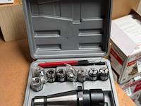 Freeshouder set, iso-40 - afbeelding 1 van  2