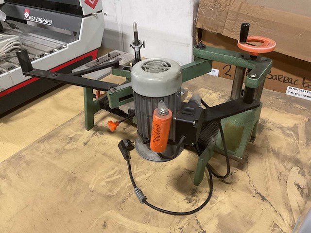 Freesmachine - afbeelding 4 van  4