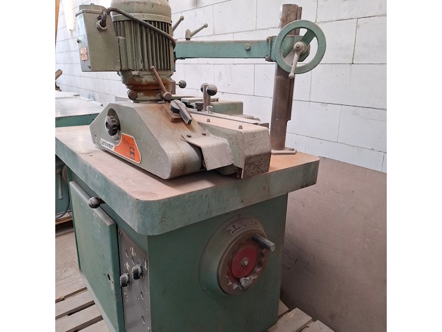 Freesmachine - afbeelding 4 van  12