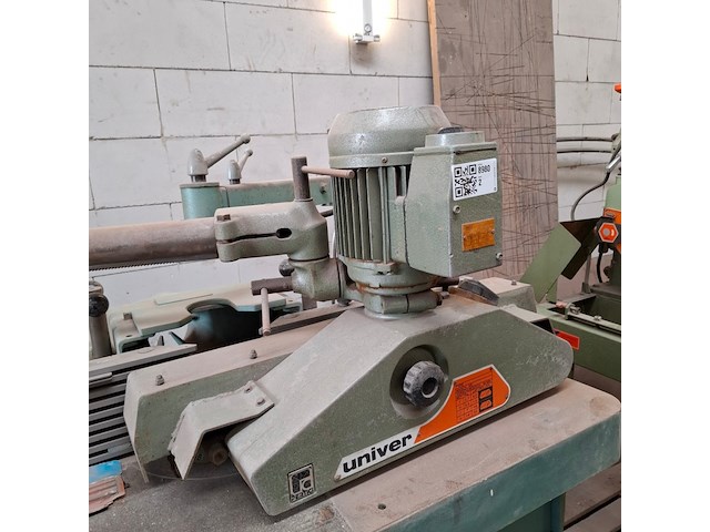Freesmachine - afbeelding 8 van  12