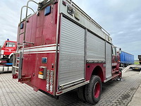 Freightliner - 4x4 - brandweerwagen - afbeelding 4 van  6
