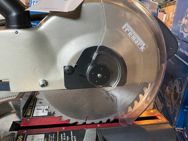 Fremark powerful 1500 radiaalafkortzaagmachine - afbeelding 1 van  5