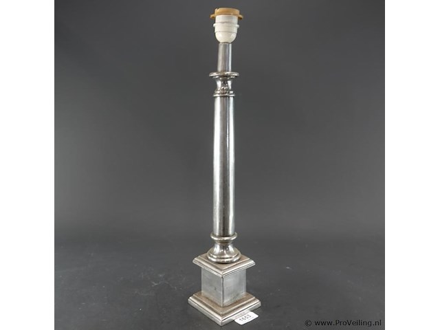 French country, neoklassieke stijl lampvoet - afbeelding 1 van  5