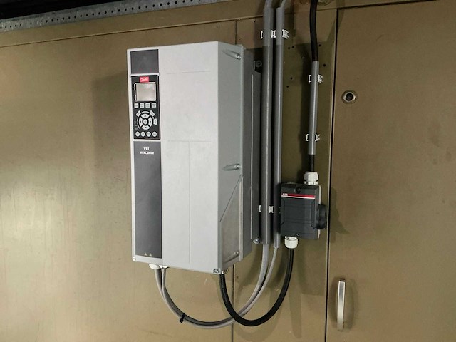 Frequentieregelaar - afbeelding 1 van  7