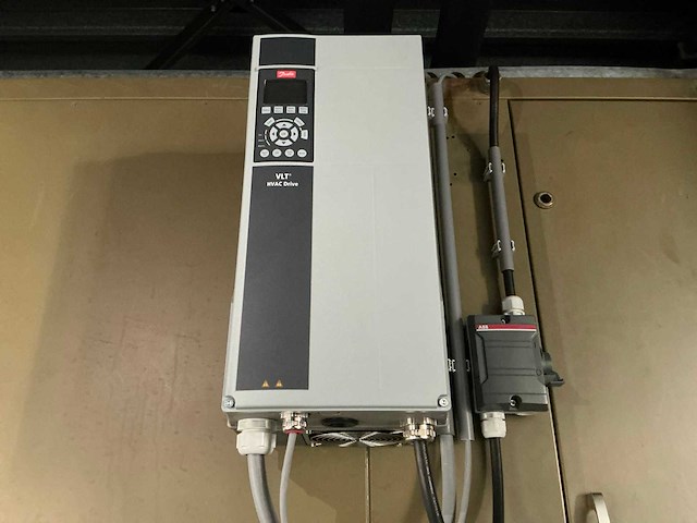 Frequentieregelaar - afbeelding 4 van  7