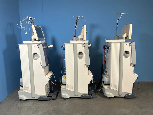 Fresensius medical care - 5008 - dialysis equipment (3x) - afbeelding 5 van  10