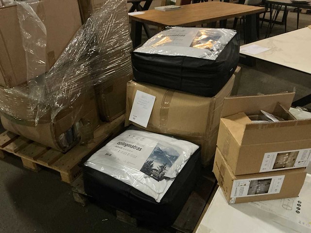 Fresh & co 180x200cm oplegmatras (10x) - afbeelding 1 van  4