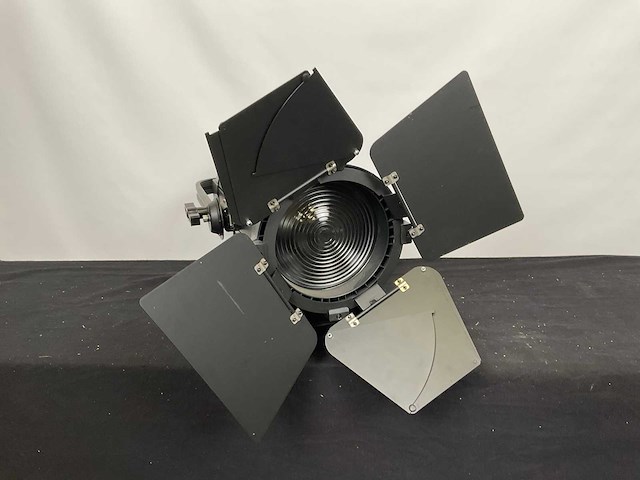 Fresnel theaterspot (2x) - afbeelding 1 van  11