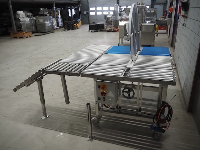 Freund - afbeelding 8 van  14