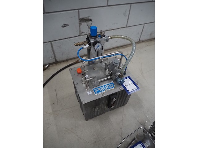 Freund - afbeelding 6 van  8