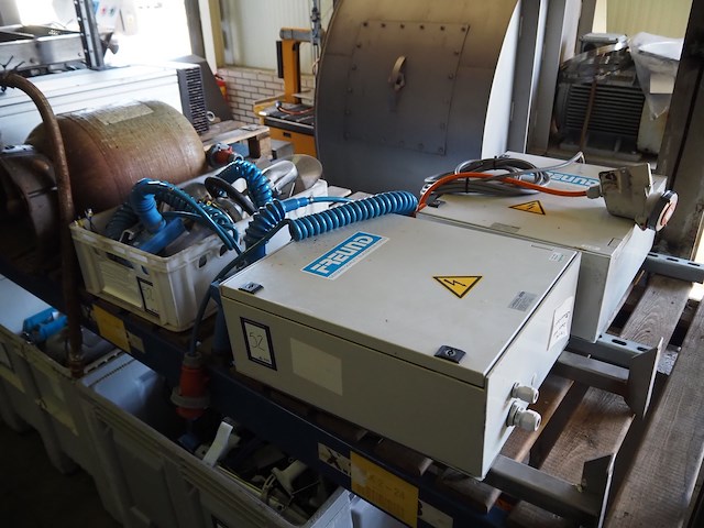 Freund - afbeelding 1 van  10