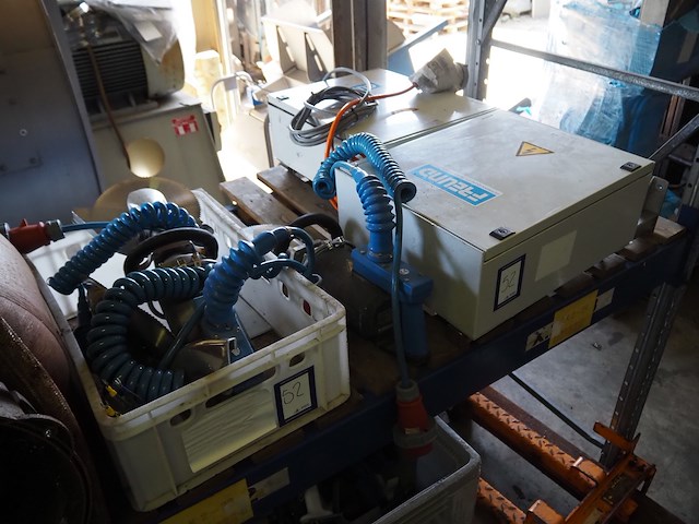 Freund - afbeelding 2 van  10