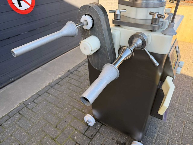 Frey - jober 50 - vacuümvulmachine - afbeelding 3 van  12