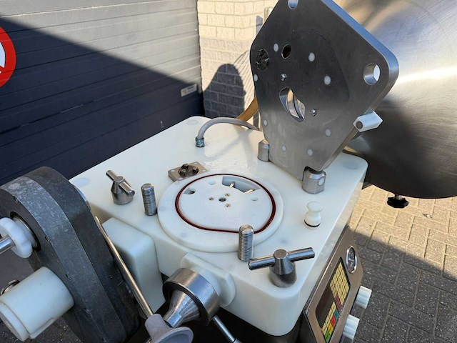 Frey - jober 50 - vacuümvulmachine - afbeelding 1 van  2