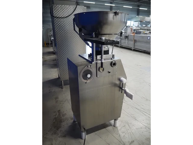 Frey maschinenbau gmbh - afbeelding 12 van  17