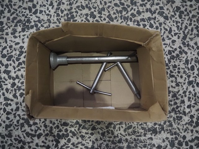 Frey - afbeelding 6 van  14