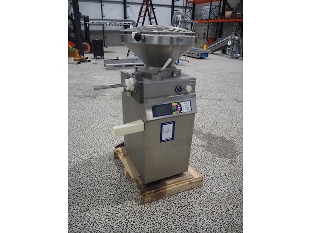 Frey - afbeelding 1 van  14