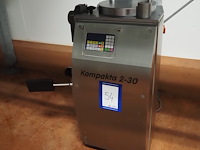 Frey - afbeelding 1 van  21