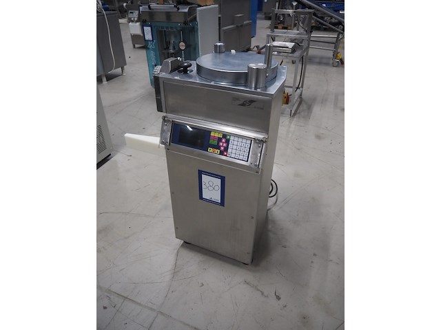 Frey - afbeelding 5 van  12