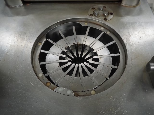 Frey - afbeelding 16 van  16