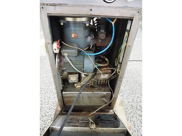 Frey - afbeelding 17 van  30