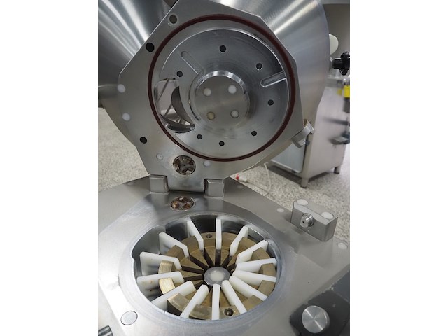 Frey - afbeelding 29 van  30