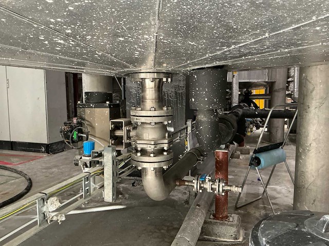 Friamco - verticale kristallisatietank met mantel en roeraar - 2019 - afbeelding 3 van  5