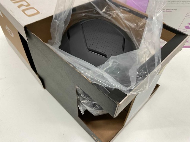 Frida mom, giro geboorte set en helm (2x) - afbeelding 5 van  5