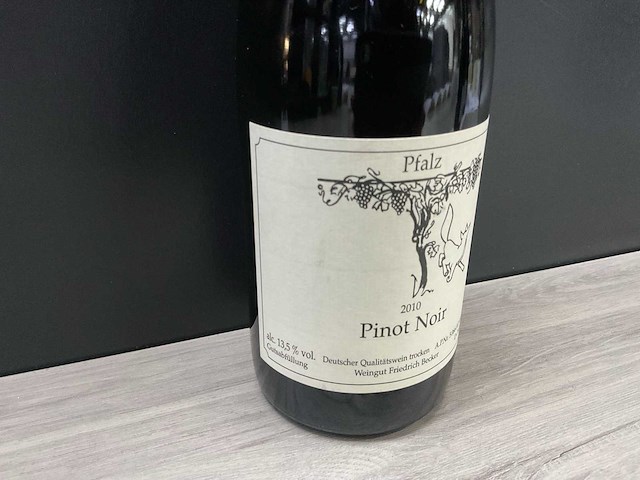 Friedrich becker pinot noir 2010 - afbeelding 2 van  3