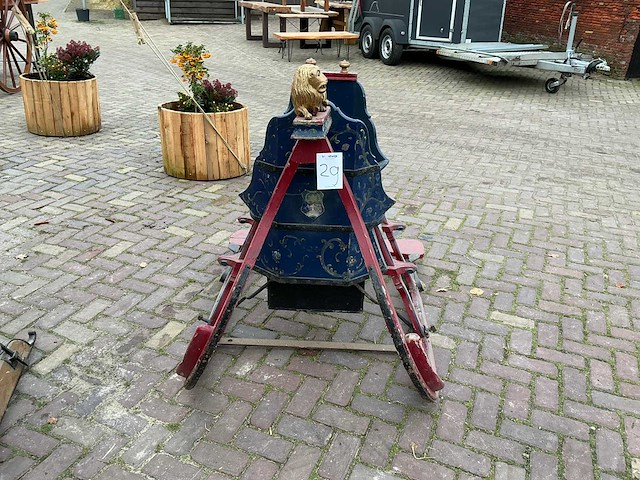 Friese arretikker slee - afbeelding 21 van  22