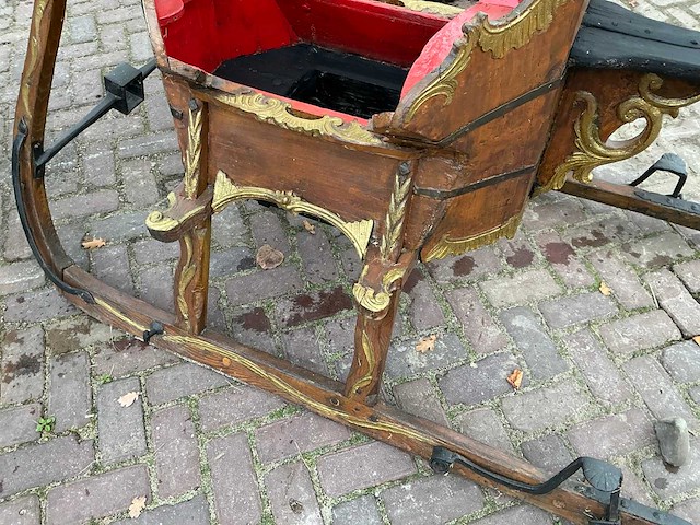 Friese arretikket slee - afbeelding 6 van  20
