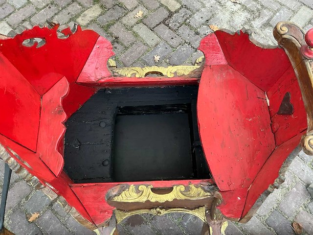 Friese arretikket slee - afbeelding 9 van  20