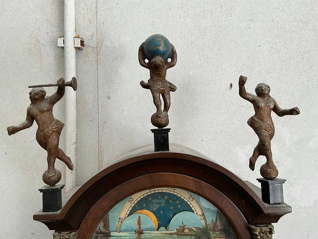 Friese staartklok - afbeelding 2 van  3