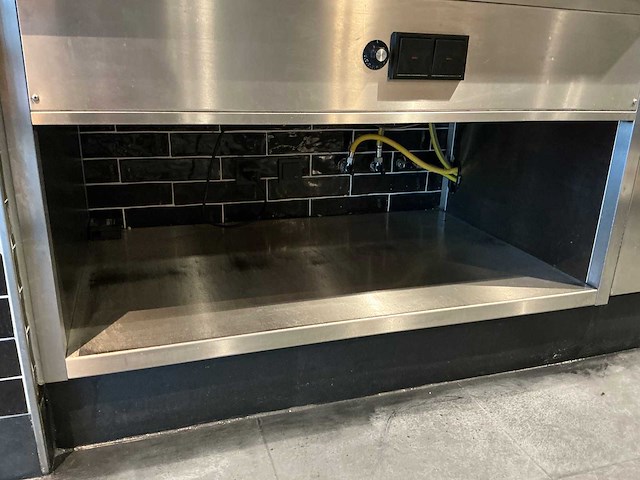 Frietbunker - 2021 - afbeelding 3 van  5