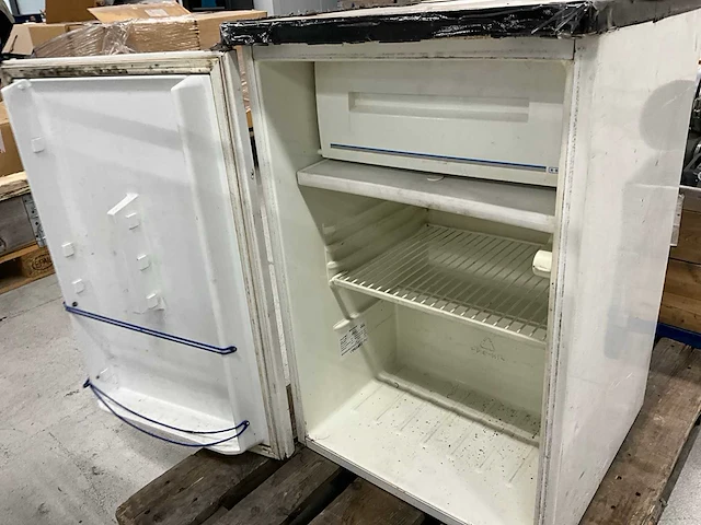 Frigidaire koelkast - afbeelding 4 van  4