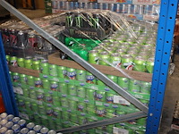 Fris en energie dranken op pallet w.o. 7up, fanta exotic en monster. ca. 60 trays a 24 blikken. totaal 1440... - afbeelding 2 van  2