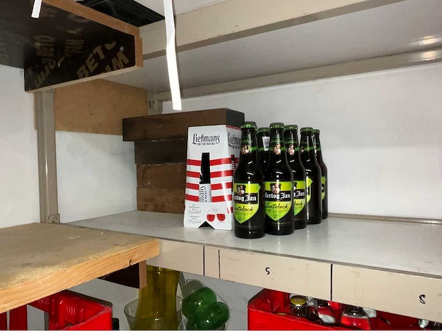 Frisdrank en bier - afbeelding 7 van  26
