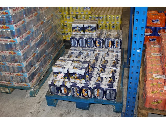 Frisdrank orangina. 15 trays a 24 blikken 0,33l. totaal 360 blikken.tht 11-25. bod is inclusief 54 euro sta... - afbeelding 1 van  2
