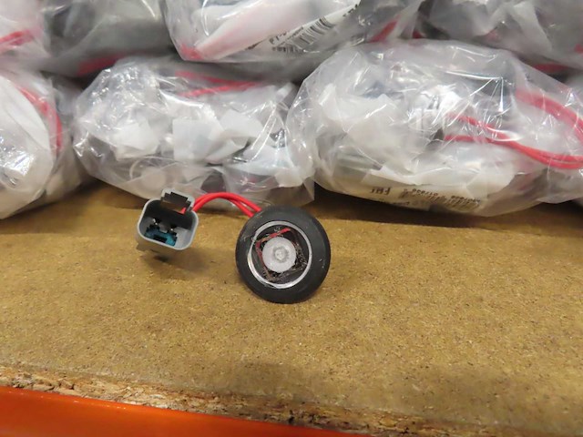 Fristom - ft-074 c ds2 gn - achterlampjes led rood (365x) - afbeelding 1 van  3