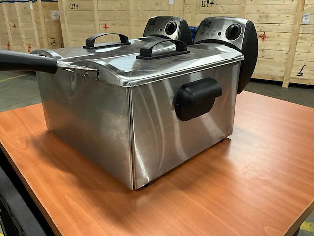 Fritel fr1355duo 220volt dubbele friteuse - afbeelding 4 van  8