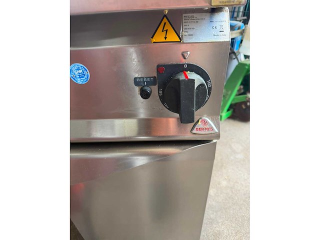 Friteuse 380v - afbeelding 4 van  7