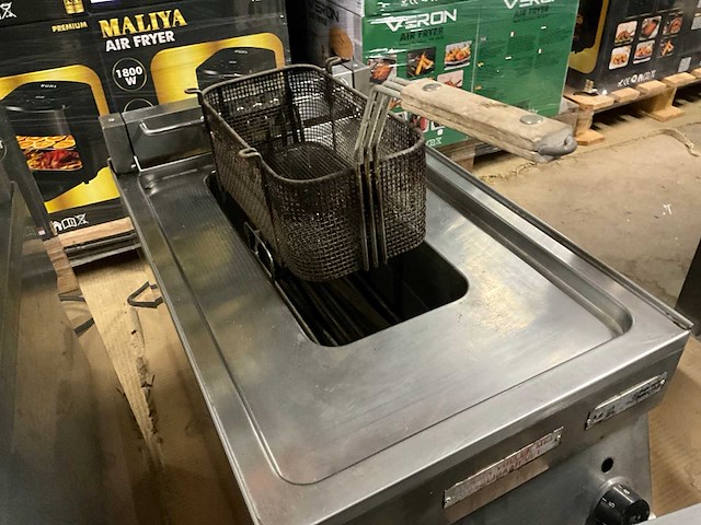 Friteuse (3x) - afbeelding 2 van  10